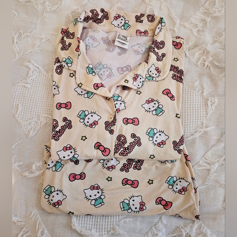 NWT 🎀Hello Kitty🎀 Pajamas XL Shorts & Top